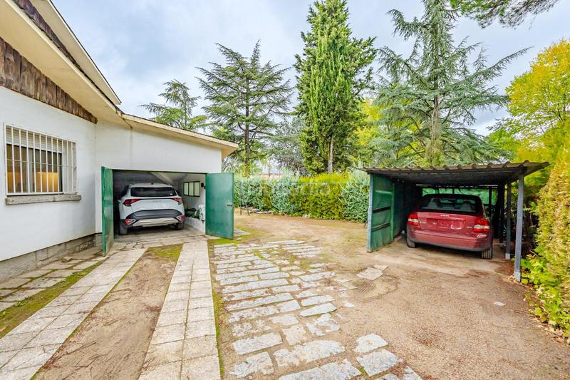 Foto d3089657-2273-4acd-9ef8-764bda1dfaaa. Chalet with heating parking in Alpedrete