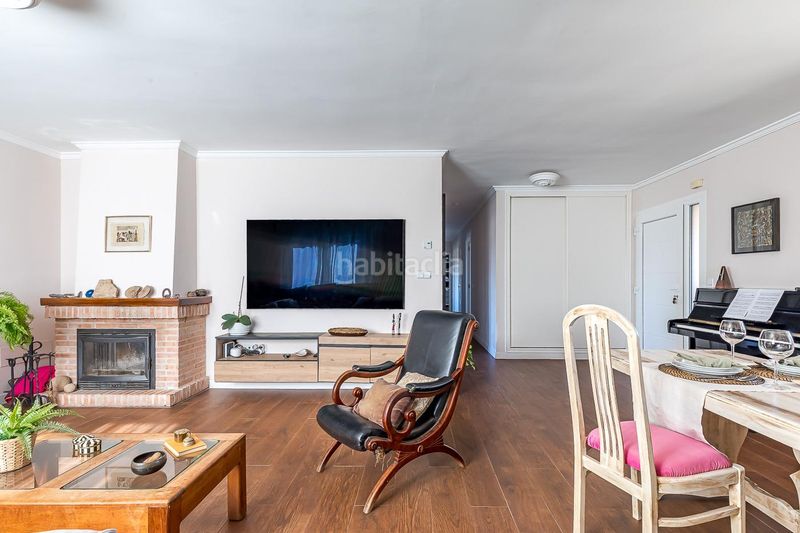 Foto 2de6404f-92f3-4ceb-9b5f-cf2e8d3b3572. Xalet amb aparcament piscina a Centro-Manguilla Escorial (El)