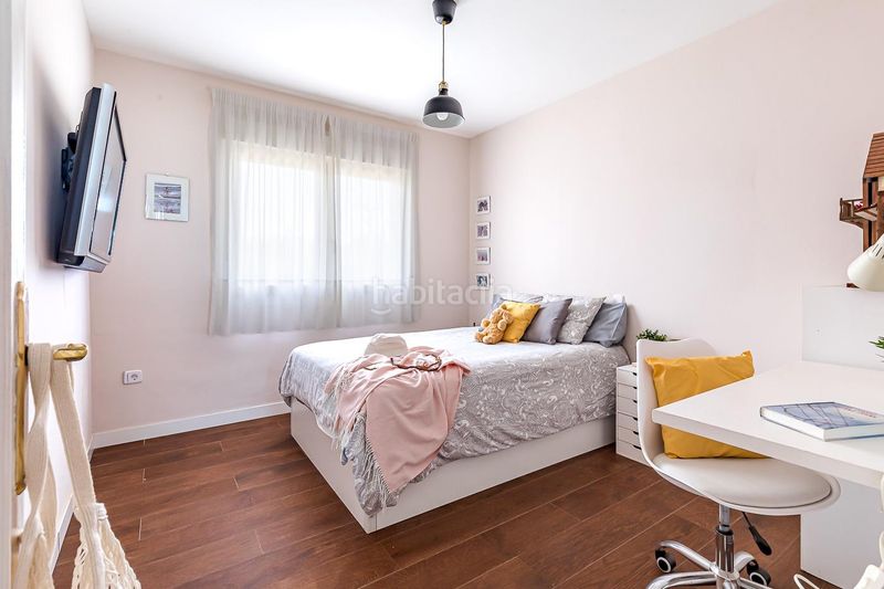 Foto 33ac39f1-1e02-48fe-af91-1729199bdd55. Xalet amb aparcament piscina a Centro-Manguilla Escorial (El)