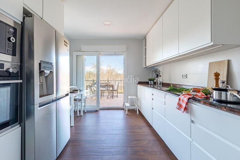 Foto 57f33f9c-fb71-4111-b0e4-10e48f37c748. Xalet amb aparcament piscina a Centro-Manguilla Escorial (El)