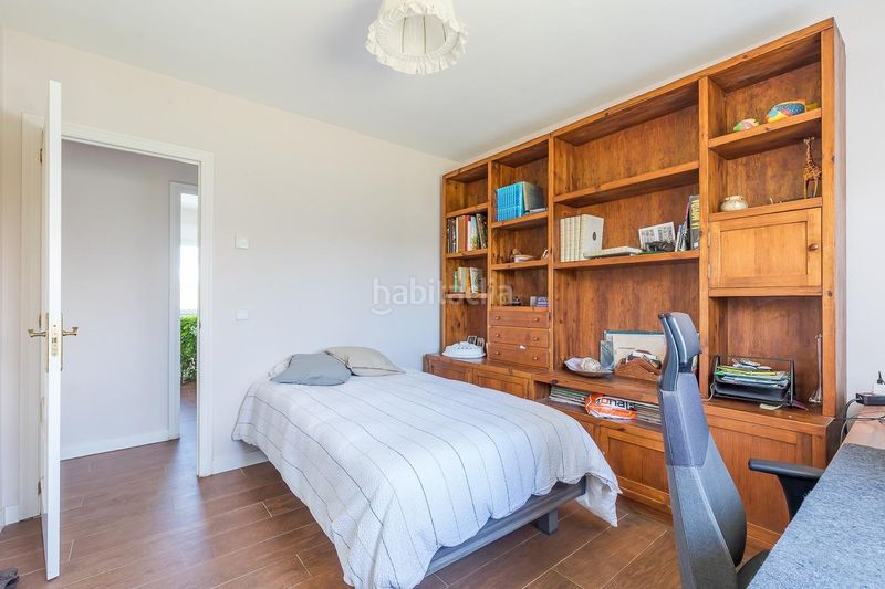 Foto 61b40a4a-de21-42e7-8ca3-2487942b76e0. Xalet amb aparcament piscina a Centro-Manguilla Escorial (El)