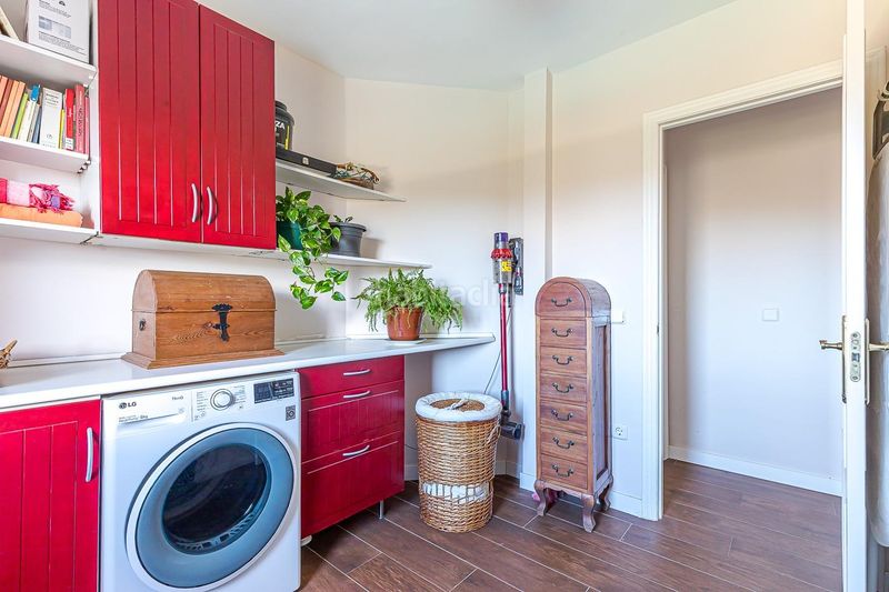 Foto 6da3dbe0-ce63-43fd-8270-fea7150e5848. Xalet amb aparcament piscina a Centro-Manguilla Escorial (El)