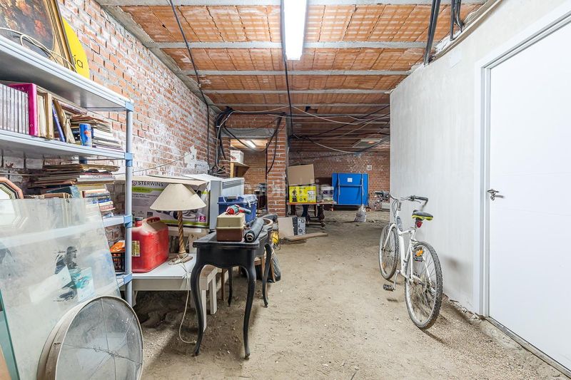 Foto 85b32d72-58d3-40ff-a73e-c947fd02b7fe. Xalet amb aparcament piscina a Centro-Manguilla Escorial (El)