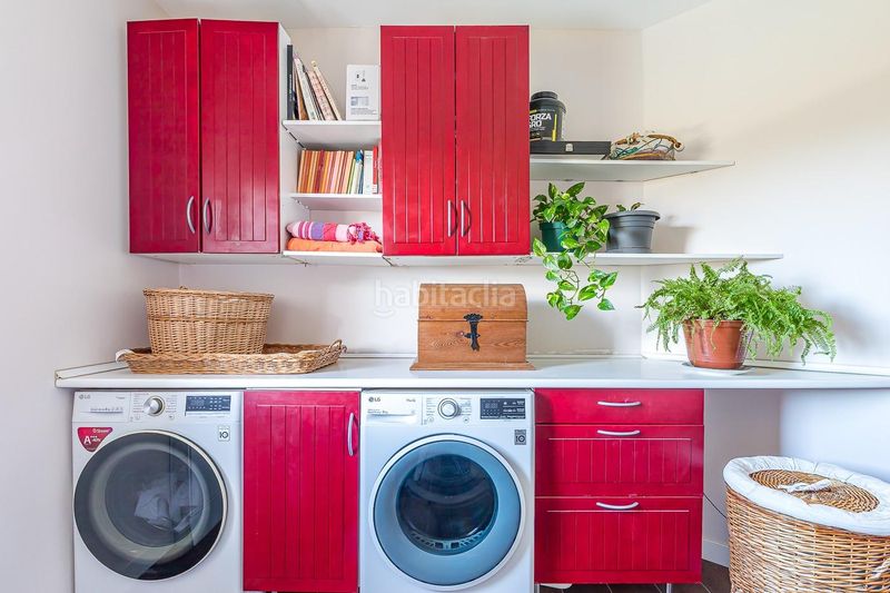 Foto 8c50b31e-8353-4c37-9df4-b433af6271e3. Xalet amb aparcament piscina a Centro-Manguilla Escorial (El)