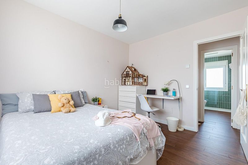 Foto 9a86233c-566e-486c-928f-fcc92e8d26c5. Xalet amb aparcament piscina a Centro-Manguilla Escorial (El)