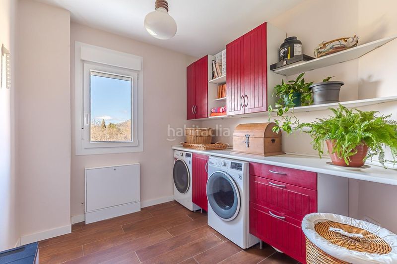 Foto bb0ca97b-9b67-4bc3-ad3d-f23830ea5635. Xalet amb aparcament piscina a Centro-Manguilla Escorial (El)