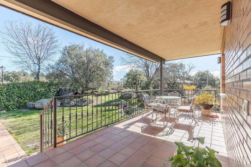 Foto bb8a4725-09d3-4d63-9e92-ab0c74f70bb1. Xalet amb aparcament piscina a Centro-Manguilla Escorial (El)