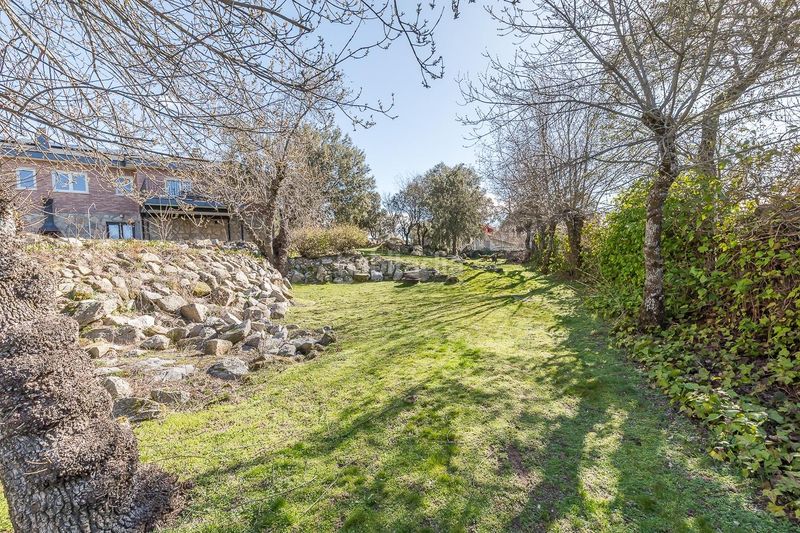 Foto e190fc92-e273-4c5d-aa06-873259b91858. Xalet amb aparcament piscina a Centro-Manguilla Escorial (El)