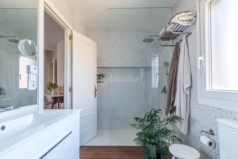 Foto e948252c-ffe8-4080-9d4e-5a1305886169. Xalet amb aparcament piscina a Centro-Manguilla Escorial (El)