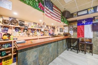 Transfer Business premise in Colonia. Traspaso bar nocturno con alto rendimiento