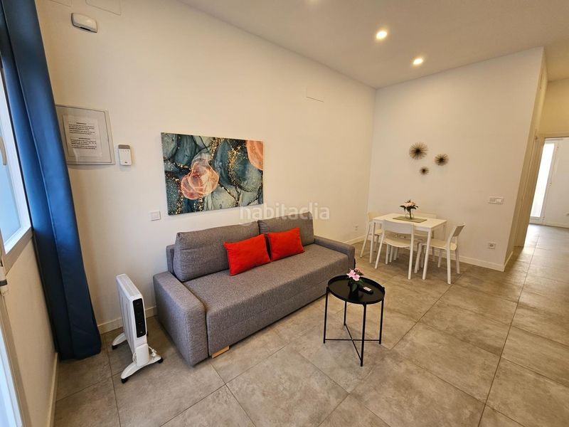 Foto 830b6bec-b4b1-4314-aa30-01a336d22220. Planta baixa a Ventas Madrid