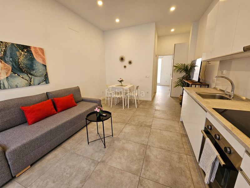 Foto b785480b-ae6c-40a9-8428-dc2b42bd3de4. Planta baixa a Ventas Madrid