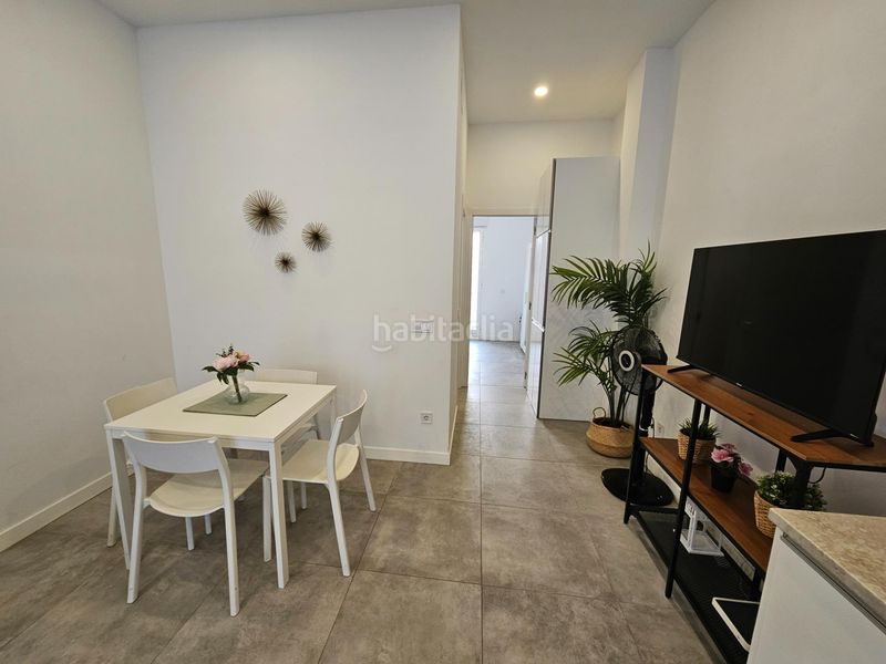 Foto f9924604-c3b2-45fa-8073-6d8c61a5ec4e. Planta baixa a Ventas Madrid