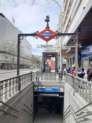 Pis  Calle de meléndez valdés. !!maravilloso piso reformado en chamberí!!