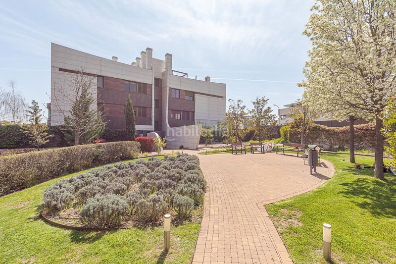 Foto 258ea442-75cc-49dd-ae8f-ad04df81dbe8. Àtic amb aparcament a Aravaca Madrid