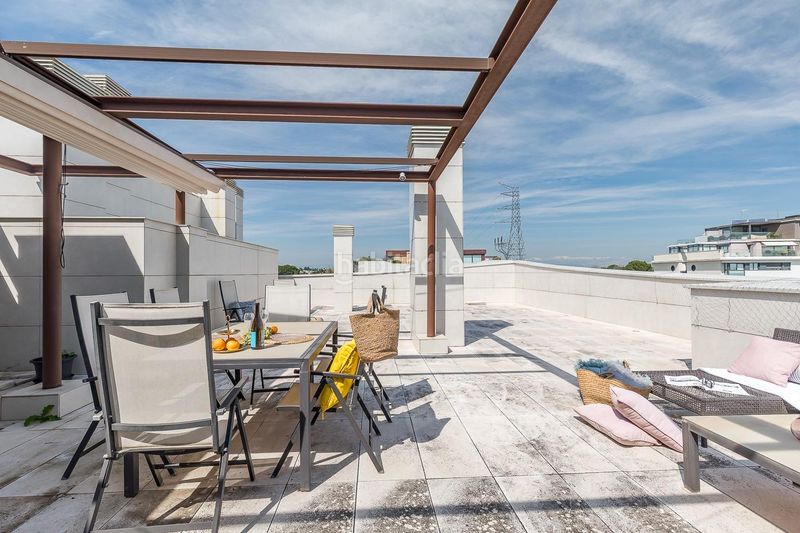 Foto 617441e2-99ef-4429-b20d-0a9c24f6a9a8. Àtic amb aparcament a Aravaca Madrid