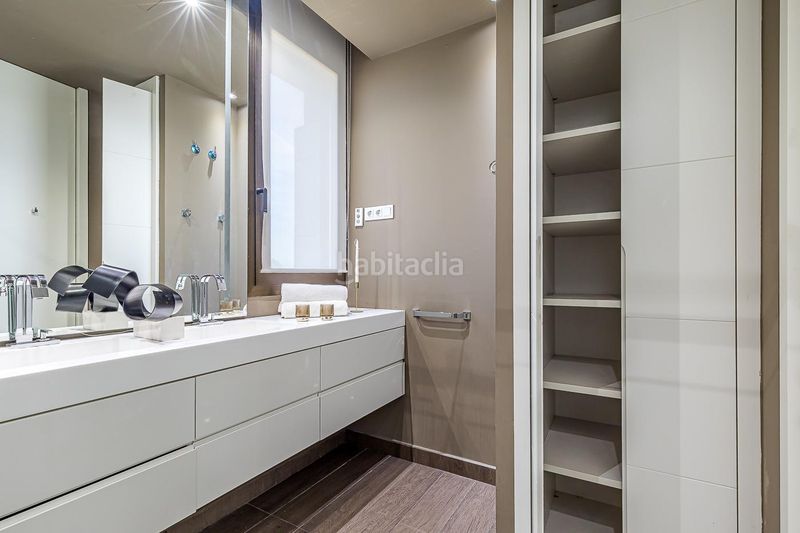 Foto 683a61e5-95bb-415f-8eec-5797418e3197. Ático  de autor en Aravaca diseño de joaquín torres en Madrid