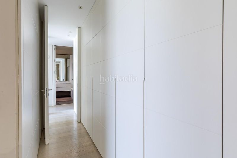 Foto 8e16b39d-98f6-4dc7-ab4d-0af13e0f0c9d. Ático  de autor en Aravaca diseño de joaquín torres en Madrid