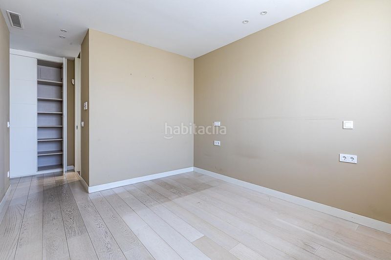 Foto b597e9b8-7083-47b6-80e2-937b8843f864. Àtic amb aparcament a Aravaca Madrid