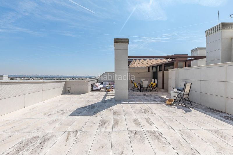 Foto f8ea430a-dfde-4749-a2e3-b7b2b933ce67. Àtic amb aparcament a Aravaca Madrid