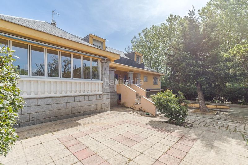 Foto 0af16192-a170-4773-a5e2-7256f56b0c30. Chalet with heating parking pool in Zaburdón-Monte Escorial San Lorenzo de El Escorial