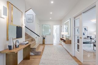 Dúplex a Norte. Exclusivo duplex en urbanizacion privada  en zona norte de majad