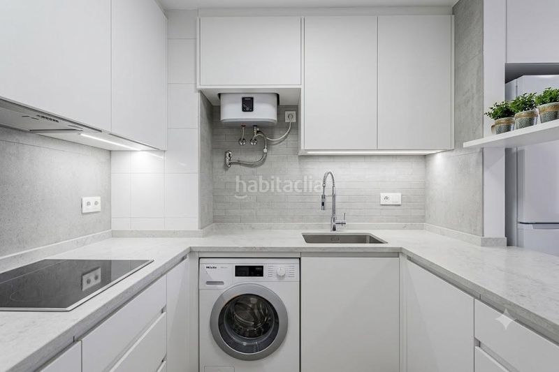 Foto 849cce0f-f83c-48f6-a09c-0b5d56ec93e9. Apartament a Pradolongo Madrid