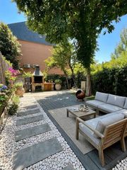 Casa a schiera in El Pinar-Punta Galea. Exclusivo chalet adosado en las rozas de madrid