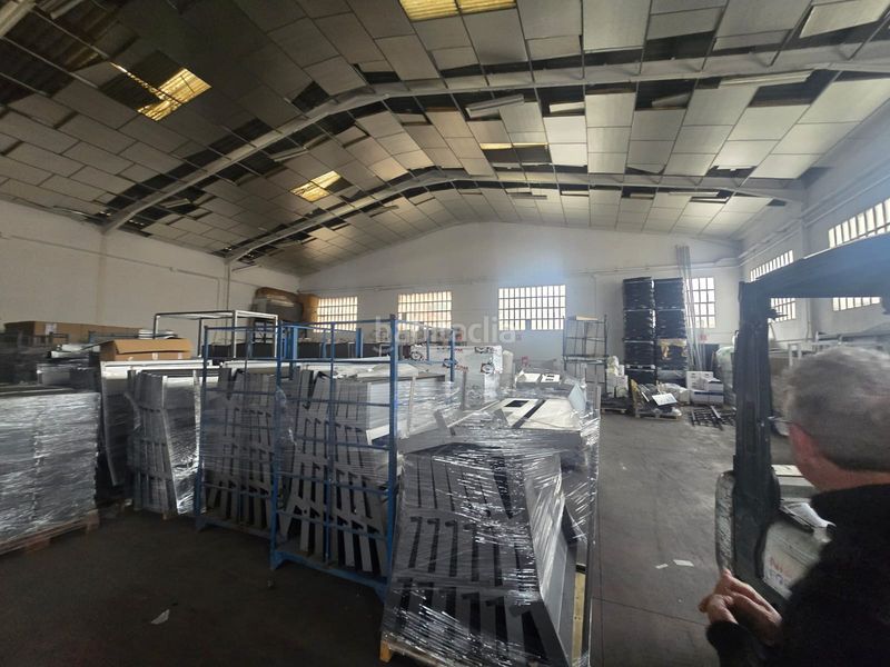 Foto b09c0b57-d7f1-4581-bc63-a01e230a6c71. Nau industrial a Humanes de Madrid