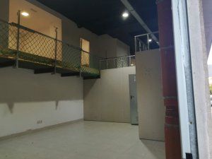 Nau industrial a PAU de Carabanchel