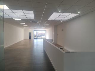 Rent Industrial building en Campodn-Ventorro del Cano. Espectacular nave de diseo en alquiler, campodn - ventorro del