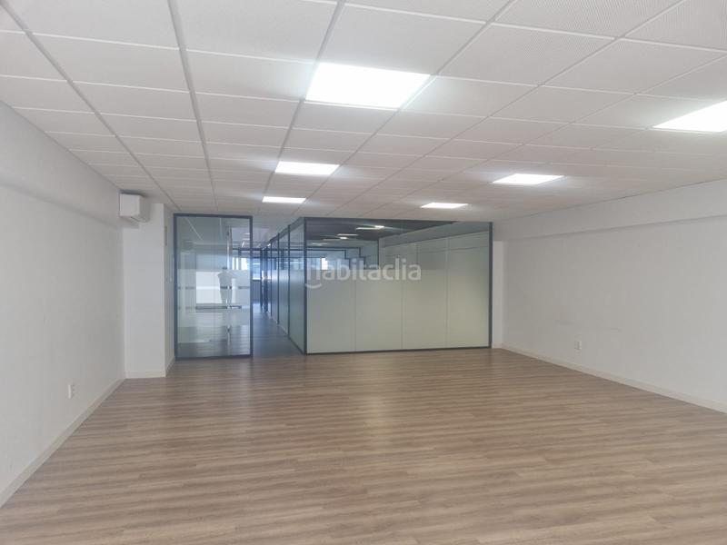 Foto 44e3a619-6b14-468b-8684-b1fe88cd6f5b. Rent industrial building in Campodón-Ventorro del Cano Alcorcón