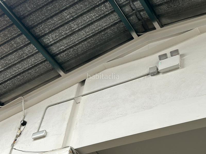 Foto 09d2c546-5170-4cbc-abe6-2ddc1d196a3f. Miete fabrikhalle in Campodón-Ventorro del Cano Alcorcón