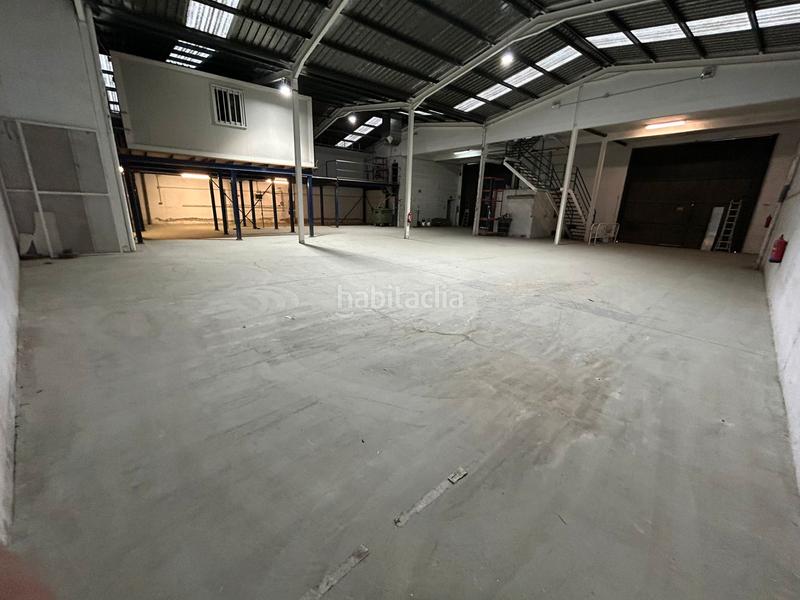 Foto 4e645c01-dd56-44f3-bee7-b6513a63f17e. Rent industrial building in Campodón-Ventorro del Cano Alcorcón