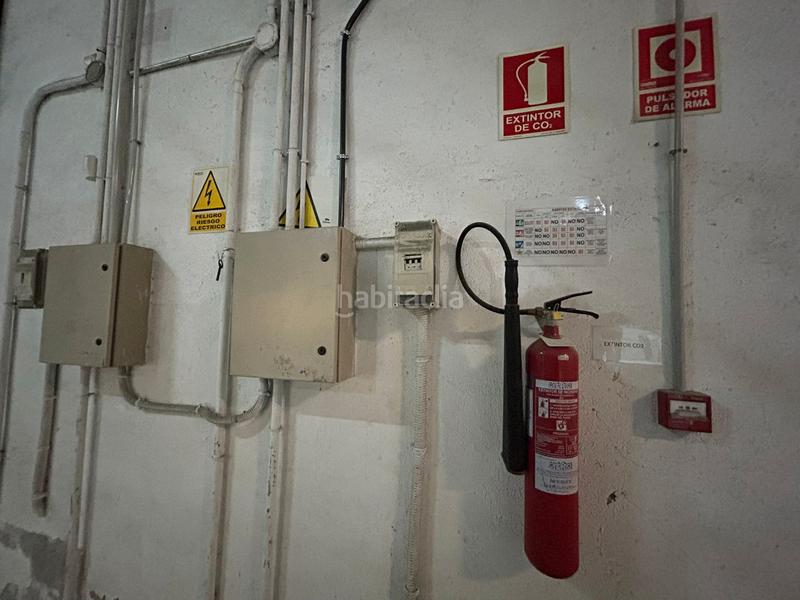 Foto e5fe2860-3e31-4431-b228-6c78b19b5ef4. Rent industrial building in Campodón-Ventorro del Cano Alcorcón