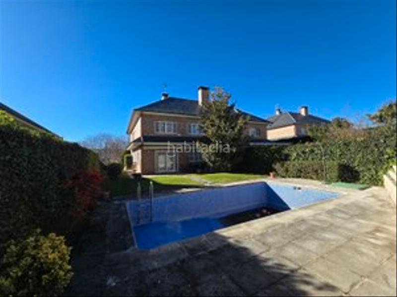 Foto 5e98c7b7-a731-4e09-9c1d-98428271bc93. Chalet rgr vende espectacular chalet en madrid en Pozuelo de Alarcón
