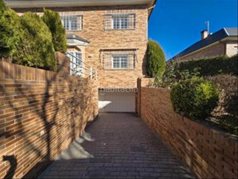 Foto e956bed0-82ac-4636-b309-8497d591c715. Chalet rgr vende espectacular chalet en madrid en Pozuelo de Alarcón