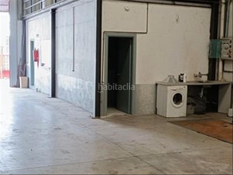 Foto f3bee1f4-5d82-4ba3-8096-bdc1799b56b1. Rent industrial building in Leganés norte Leganés