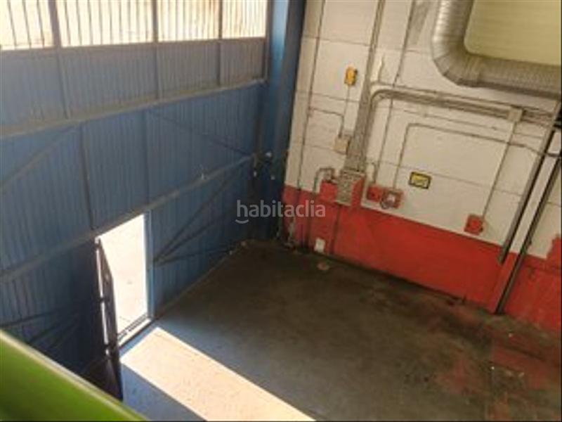 Foto dcbfe36f-0ab1-4667-a018-ba411556af6c. Bâtiment à usage industriel dans Leganés norte Leganés