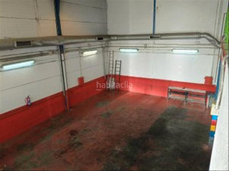 Foto 5582e01d-668b-4cd2-a245-2b2eb0bbff9d. Fabrikhalle in Leganés norte Leganés