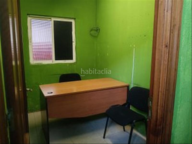 Foto b2d0b9af-038f-4c8e-9bb0-c0b1c0ab4784. Fabrikhalle in Leganés norte Leganés