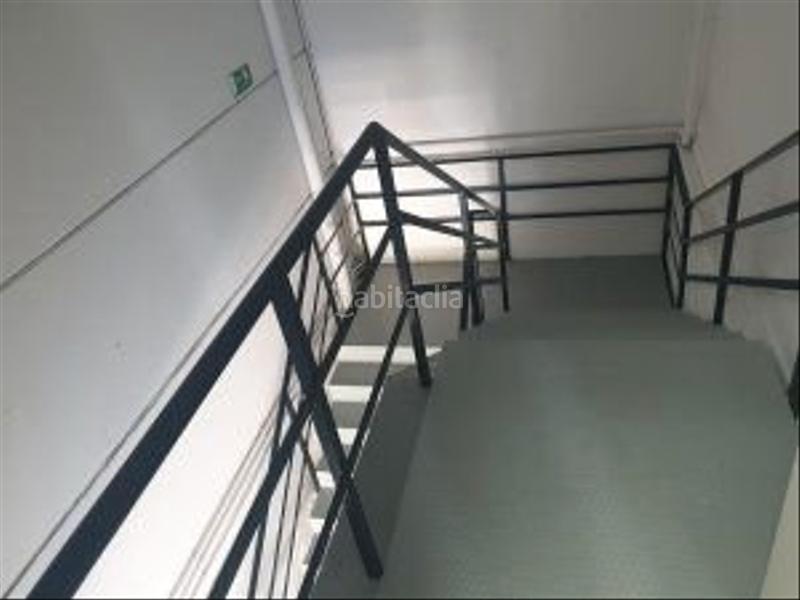 Foto 3e368094-7abe-446c-af6a-0f2bf69ef1a2. Fabrikhalle mit heizung in Norte-Universidad Móstoles