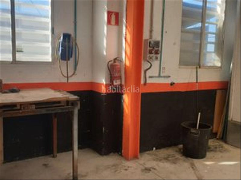 Foto b3f789a7-095f-4a52-9974-cec5e3b9c096. Rent industrial building with heating in Campodón-Ventorro del Cano Alcorcón
