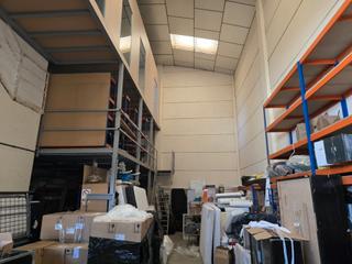 Nave industrial en Centro