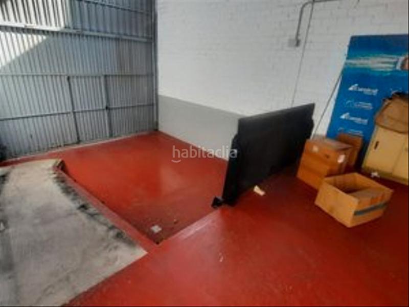 Foto f09fe168-7916-4ff6-b7c6-f5d90daeba6c. Location bâtiment à usage industriel dans Estación Coslada