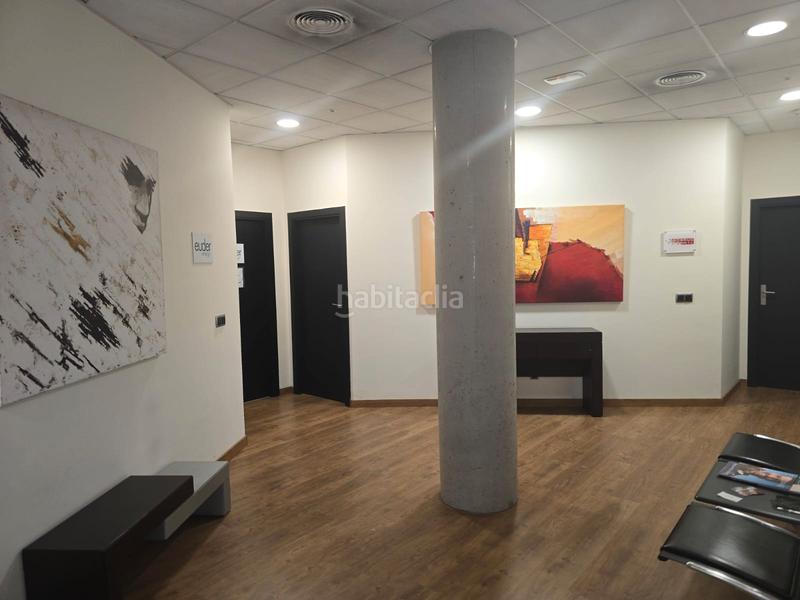 Foto d4ca3fbd-29c2-4ccb-9552-b6ecf3f06230. Lloguer oficina amb calefacció aparcament a La Finca Pozuelo de Alarcón