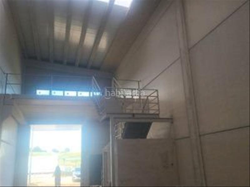 Foto 666da7cd-3350-4586-ac2a-e6564db57915. Alquiler nave industrial en Las Castañeras - Bulevar Arroyomolinos