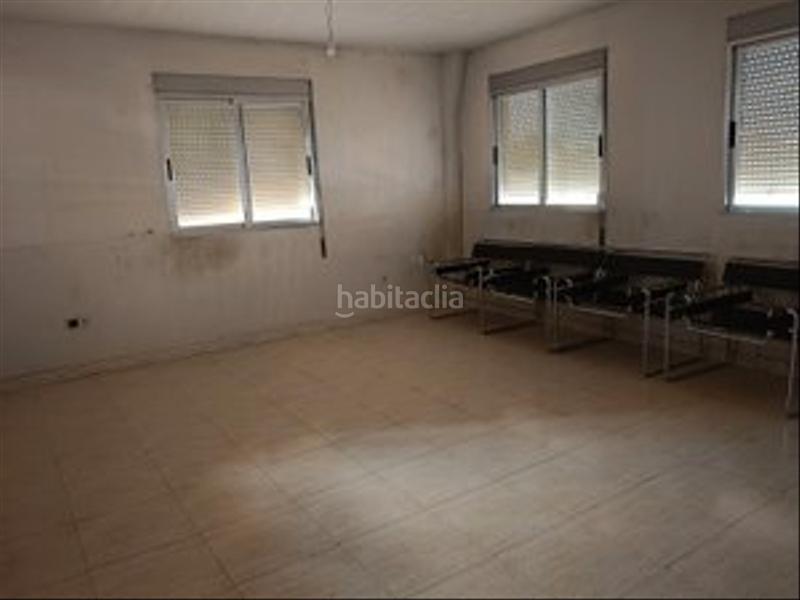 Foto 41b9023d-b37a-4e5d-9a15-2329948a85b3. Location bâtiment à usage industriel avec chauffage dans Leganés