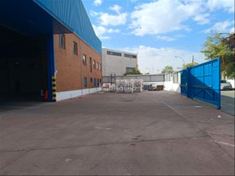 Foto 2aa6e702-20ed-4d1a-8a1d-31739a5ec6dc. Rent industrial building with heating in Leganés norte Leganés