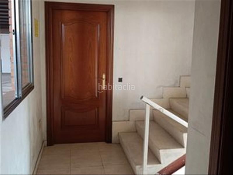 Foto bac8a536-628a-438a-9551-68fe1491b60f. Rent industrial building with heating in Leganés norte Leganés